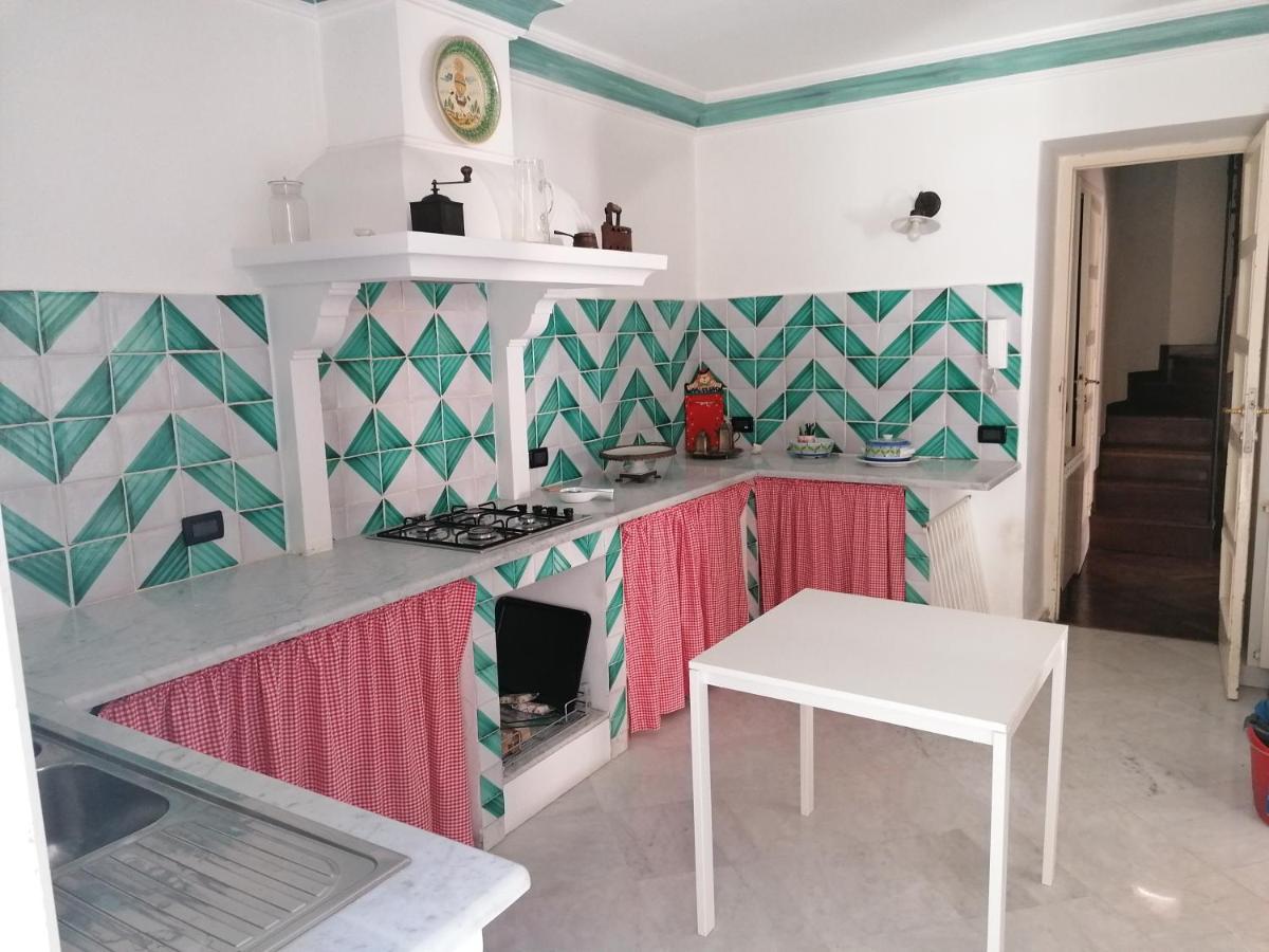 Almareni House Apartment ปาแลร์โม ภายนอก รูปภาพ